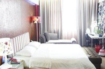 Zhengzhou Oak 5 Seasons Hotel Esterno foto
