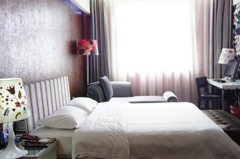 Zhengzhou Oak 5 Seasons Hotel Esterno foto